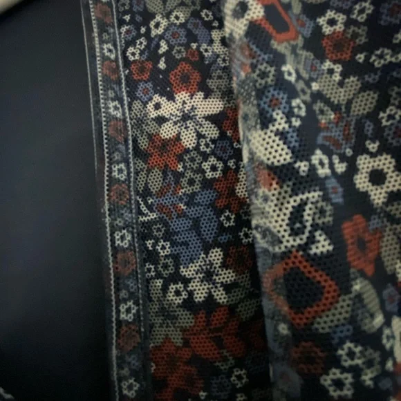 Max Studio Dress navy with floral print size M in Excellent condition - Picture 3 of 10